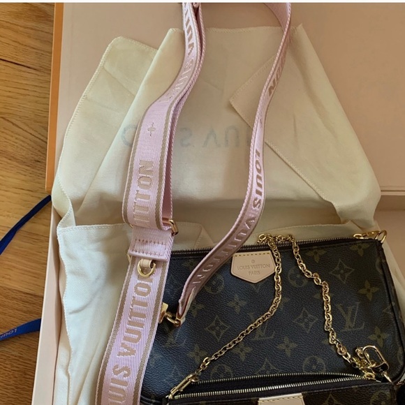 OTHER Handbags - Louis Vuitton multi pochette